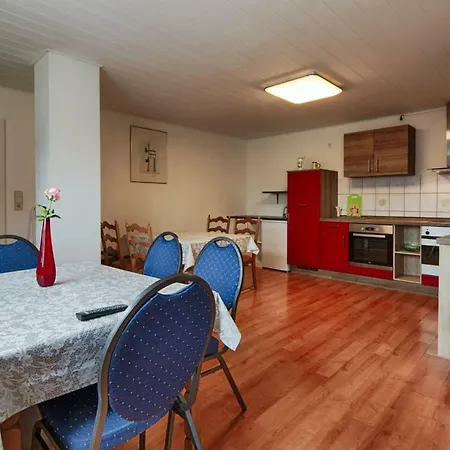 Haus Rabenswalde * Garnbach