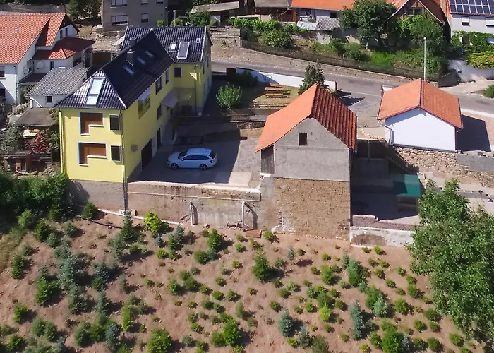 Haus Rabenswalde Ferienhaus *